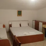 By The Sea Brist, Makarska - 15443 Apartamento *